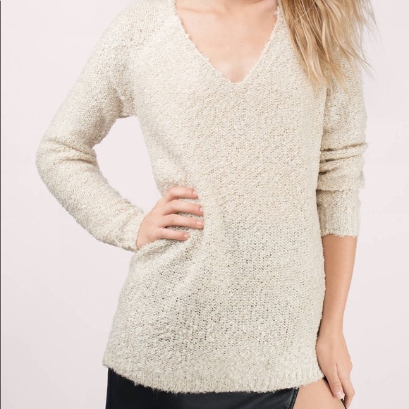 Tobi Open Back Sweater - Picture 1 of 8